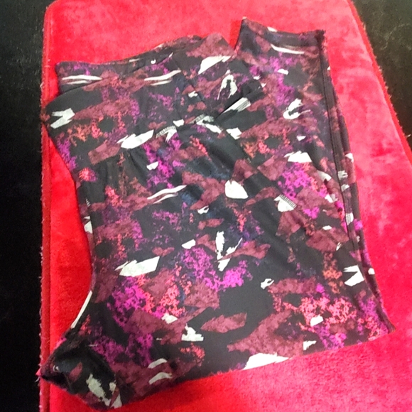 Legging - Picture 1 of 3